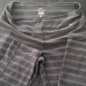 Nike Black & Heathered White Striped Performance Leggings Size L